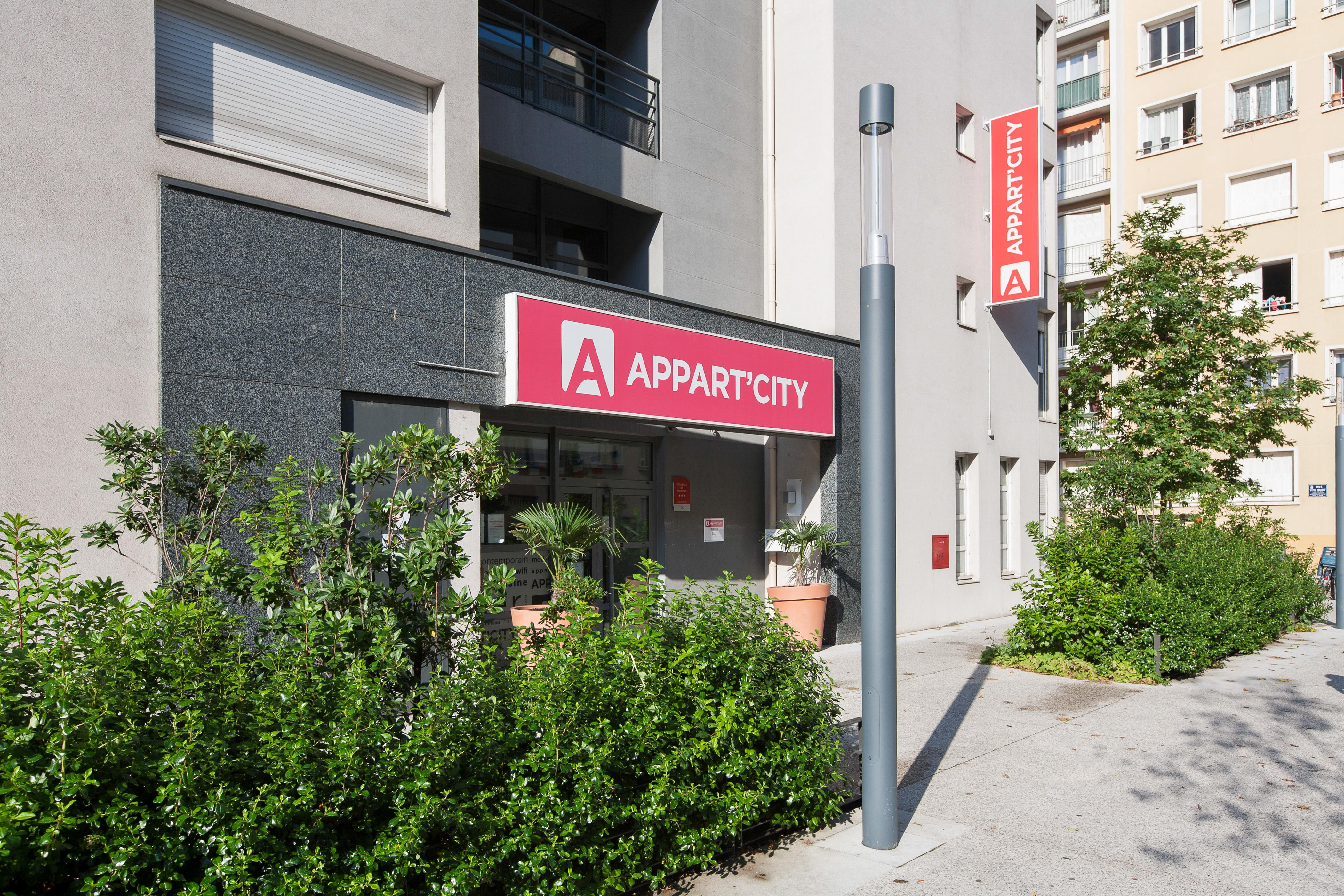 อัปปาร์ต ซิตี้ ลียง วิลิเออบาน Aparthotel วีเลอร์บาน ภายนอก รูปภาพ